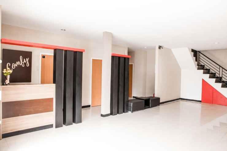 Comfy Homestay Yogyakarta Exterior photo